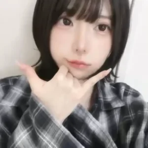 【本編顔出し】フォロワー16万えなこ似インフルエンサーのムラタちゃんと”ナマしか勝たん”２連続中出し密会 Xフォロワー16万人越えの爆美女ムラタちゃんとカフェデート。
