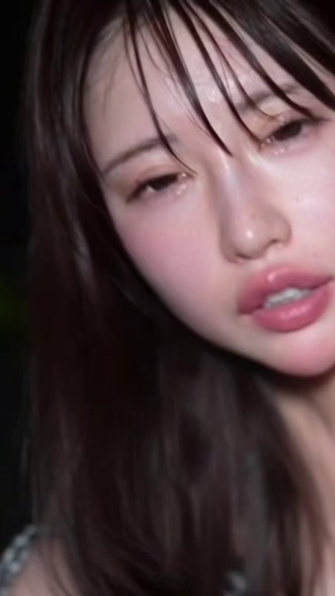 隣で彼氏寝てるとかやばすぎ