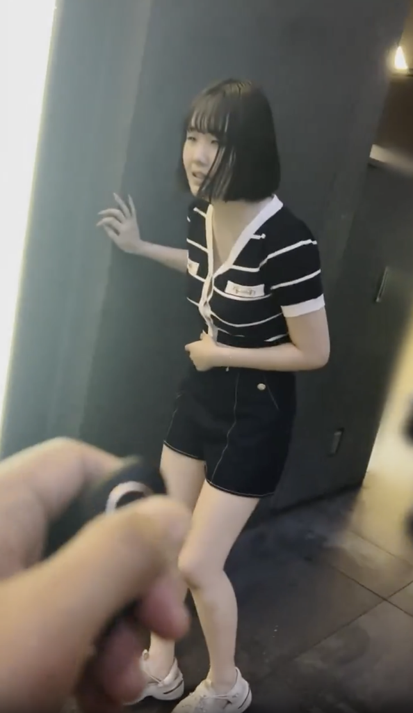 借金人妻の自宅追い込み。恐怖で壊れたエリートの妻