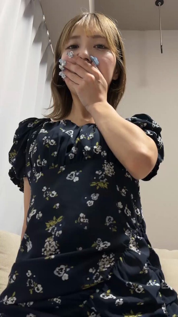 撮られたくないのにやる気満々じゃんw