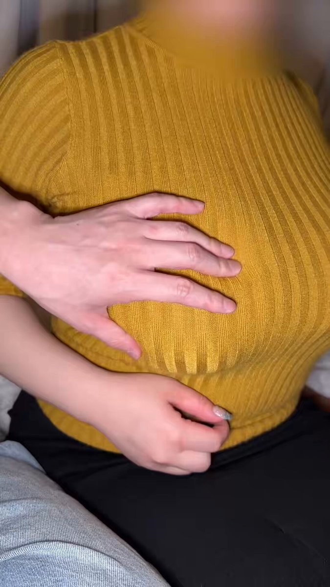 爆乳女子大生と家飲み