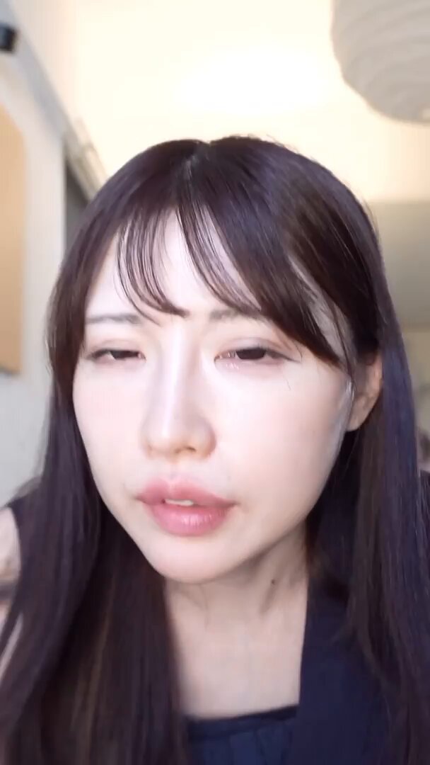 マジ前世でどんな徳積めばこんな美人とできるん??