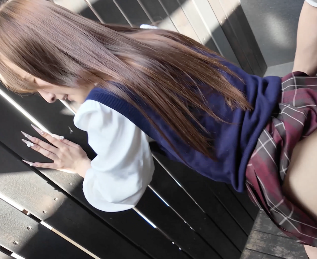 【完全顔出し】ハーフ美女(森香澄似)コンカフェ嬢と制服デート